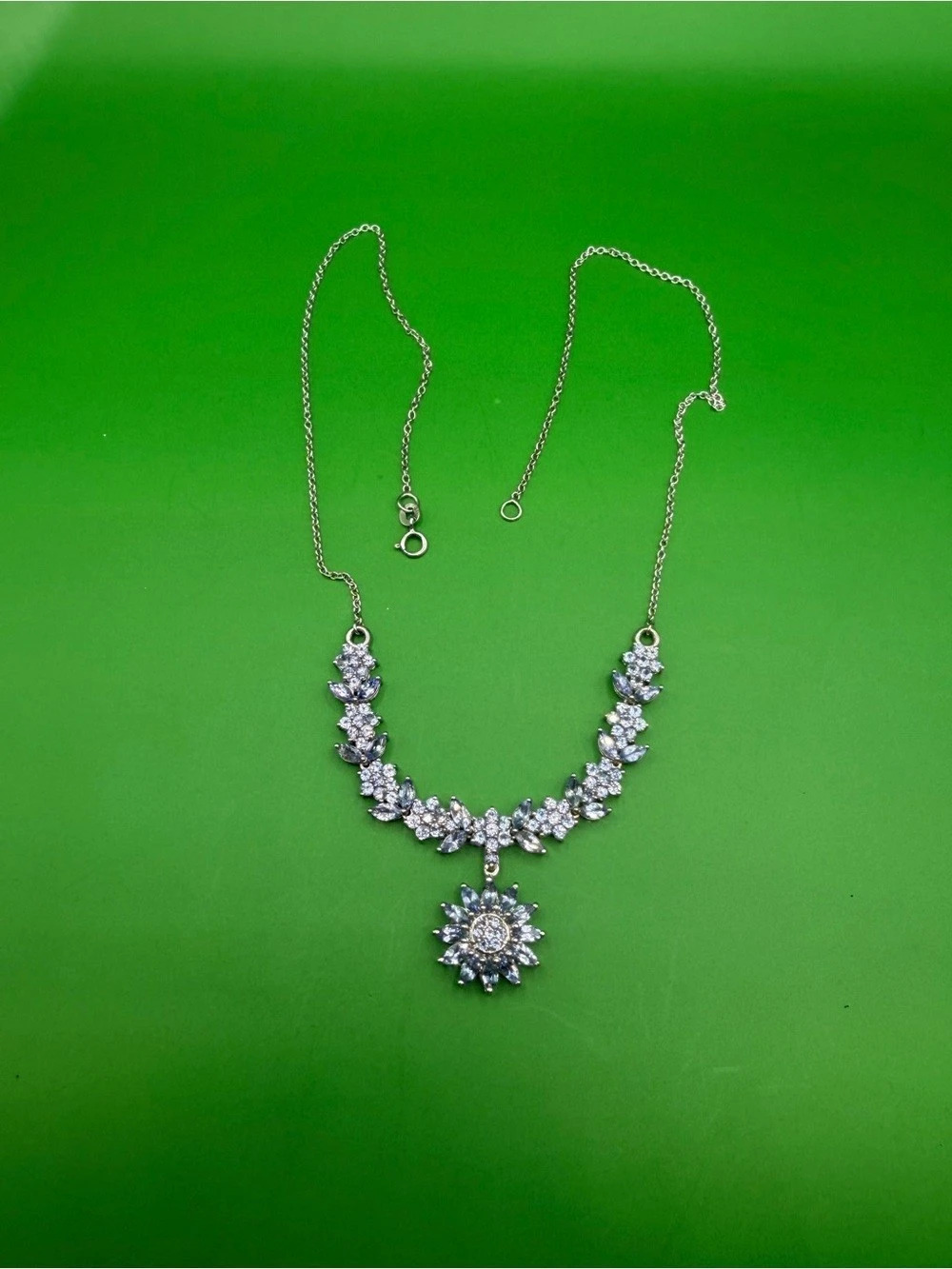 925 Sterling Silver Tanzanite Necklace 18”.
